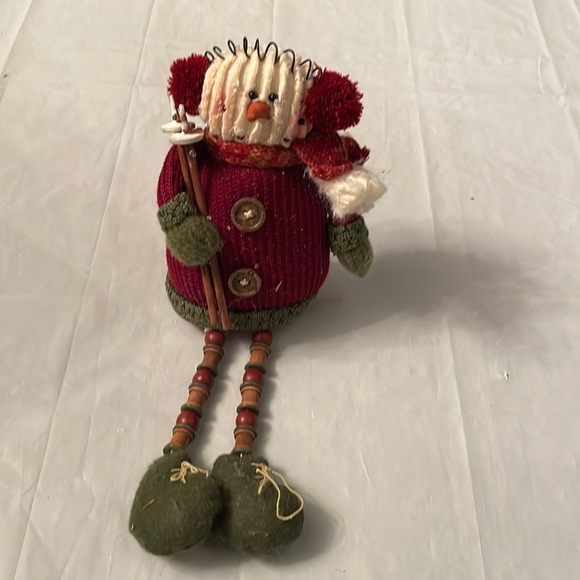☃️ Decorative Ski Snowman - Whimsical  Winter Charm! ☃️ - Picture 3 of 6